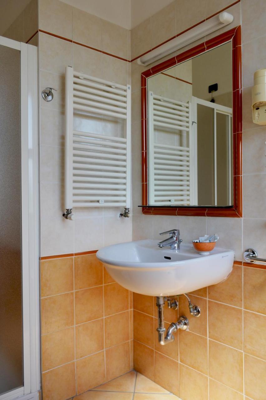 Hotel Fontana Rubiera Luaran gambar